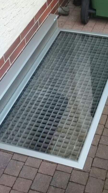 Glasabdeckungen mit separater Lüftung. Natürlich auch mit Insektenschutzgewebe