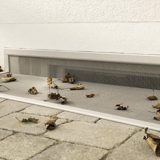 Fliegengitter Fulda Lichtschachtabdeckungen Eiterfeld Kalbach Burghaun Künzell. Insektenschutz-Profi für die Region.